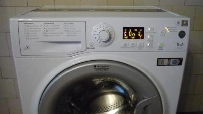 Лот: 11019701. Фото: 1. Hotpoint-Ariston (2014 года) на... Стиральные машины