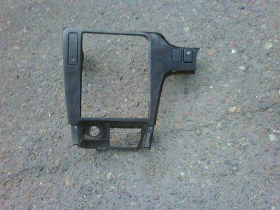 Лот: 2022484. Фото: 1. Рамка магнитолы Subaru Legacy... Салон