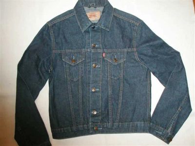 Лот: 8599613. Фото: 1. Куртка джинсовая Levis р.44-46... Верхняя одежда