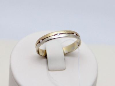 Лот: 12321682. Фото: 1. ЗОЛОТОЕ КОЛЬЦО С БРИЛЛИАНТАМИ... Кольца, перстни