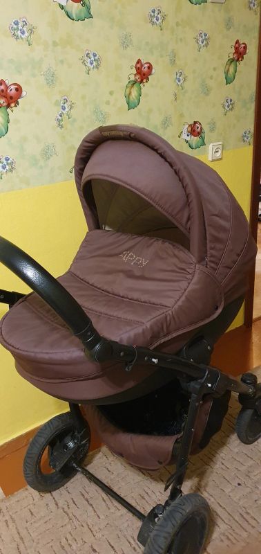 Лот: 18043232. Фото: 1. Коляска 3 в1 Zippy Sport. Коляски