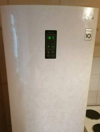 Лот: 11355555. Фото: 1. Холодильник LG. Холодильники, морозильные камеры