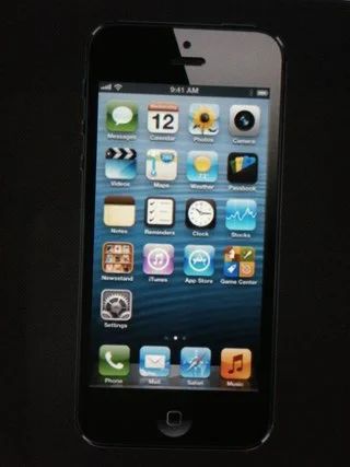 Лот: 5480332. Фото: 1. Iphone 5 "Черного цвета". Смартфоны