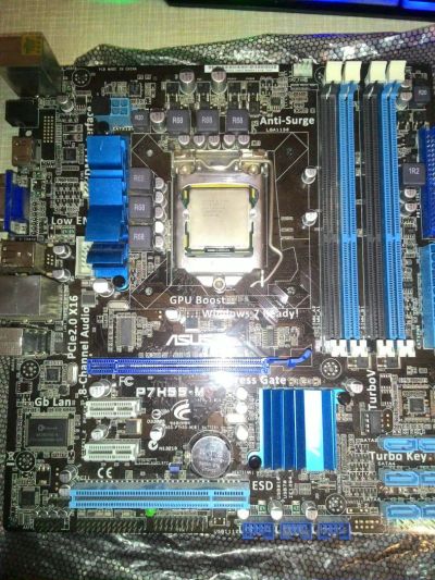 Лот: 11080431. Фото: 1. Asus ASUS P7H55-M. Материнские платы