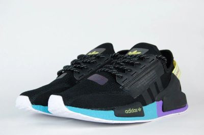 Лот: 16876608. Фото: 1. Кроссовки Adidas NMD R1 V2 Wmns... Кеды, кроссовки, слипоны