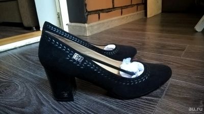 Лот: 9900398. Фото: 1. Туфли Kari на квадратном каблуке... Туфли