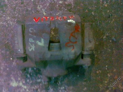 Лот: 2550214. Фото: 1. toyota vitz scp10 суппорт левый. Другое (автозапчасти)
