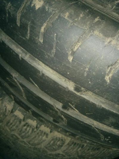 Лот: 8040598. Фото: 1. Пара шин Continental ContiPremium... Шины