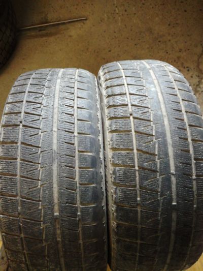 Лот: 12123450. Фото: 1. Пара покрышек Bridgestone 205... Шины