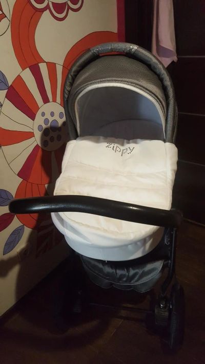 Лот: 11072385. Фото: 1. Коляска tutis zippy silver 3в1. Коляски