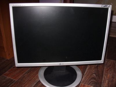 Лот: 4383663. Фото: 1. Монитор LG на запчасти. ЖК-мониторы