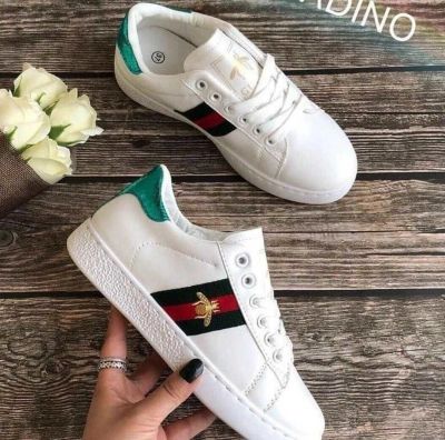 Лот: 14409217. Фото: 1. Кеды белые жен 36 - 36,5. Кеды, кроссовки, слипоны