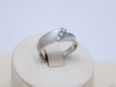 Лот: 13045752. Фото: 1. ПЛАТИНОВОЕ КОЛЬЦО 5,20 ГРАММ. Кольца, перстни