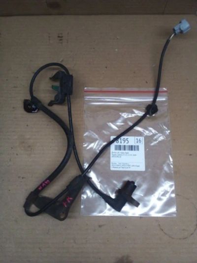 Лот: 21403698. Фото: 1. датчик abs Toyota Caldina ST215. Двигатель и элементы двигателя
