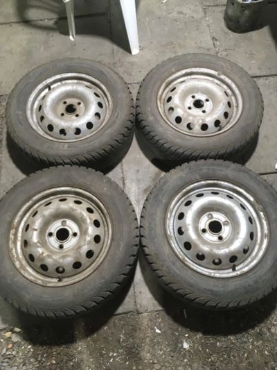 Лот: 20965101. Фото: 1. Колеса в сборе r15 зимние 4*100. Шины