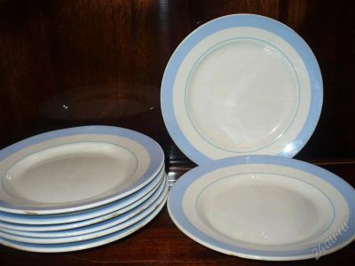 Лот: 2677265. Фото: 1. тарелочки с голубой коёмочкой... Тарелки, блюда, салатники