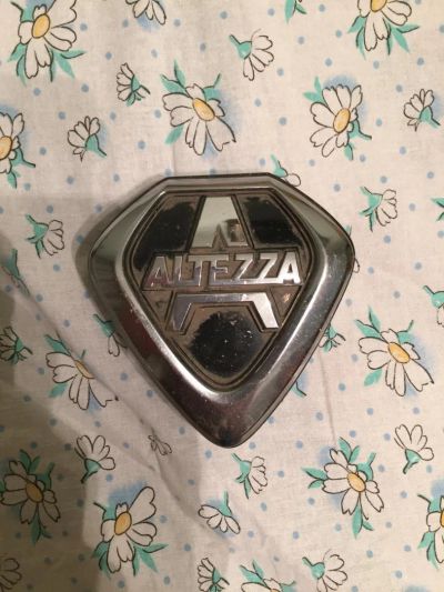 Лот: 6291667. Фото: 1. Эмблема Altezza с решётки радиатора... Кузов