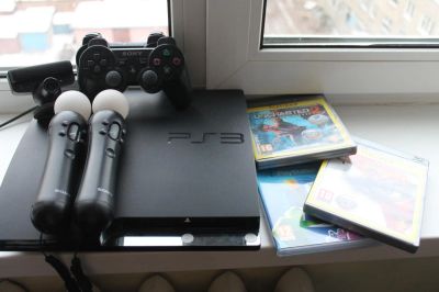 Лот: 6632413. Фото: 1. PlayStation 3 Slim + два геймпада... Игровые приставки, консоли