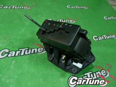 Лот: 10618083. Фото: 1. селектор акпп toyota crown JZS171... Салон