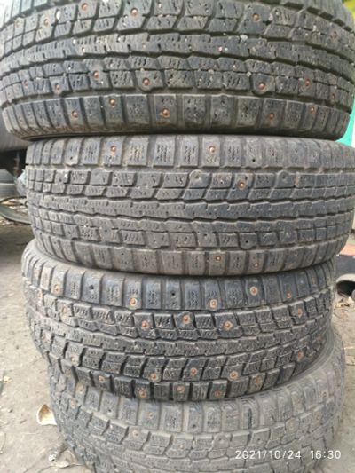 Лот: 18223184. Фото: 1. 185/65 R15 Dunlop SP Winter Ice... Шины