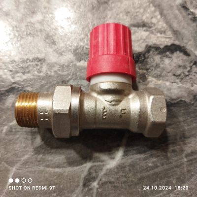 Лот: 24396372. Фото: 1. Термостатический клапан 1/2" НР-ВР... Радиаторы отопления, полотенцесушители