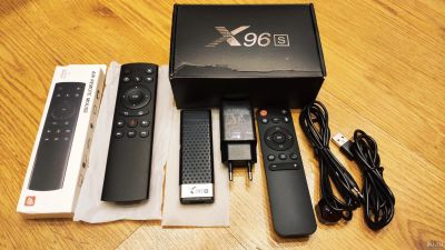 Лот: 18545156. Фото: 1. Стик/приставка Android TV X96S. Медиаплееры