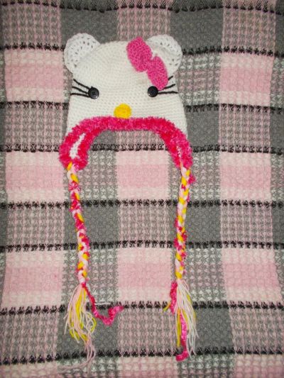 Лот: 4545894. Фото: 1. Шапка для девочки Hello Kitty. Головные уборы