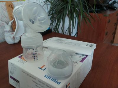Лот: 4743292. Фото: 1. Молокоотсос ручной Philips Avent. Всё для кормления