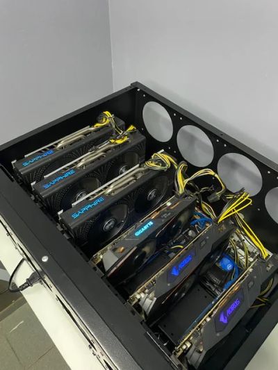Лот: 18821395. Фото: 1. Майнинг ферма 6 x RX 580 8GB... Майнинг фермы, товары для майнинга
