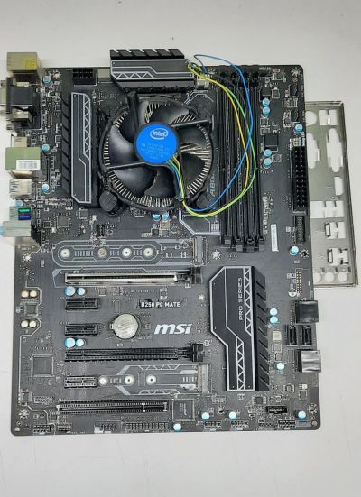 Лот: 18038548. Фото: 1. Материнская плата MSI B250 PC... Процессоры