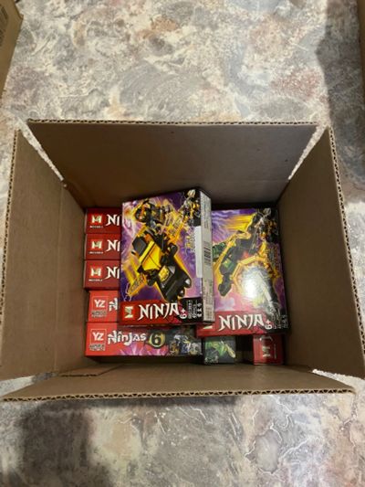 Лот: 25438851. Фото: 1. Коробка конструкторов Ninjago. Конструкторы