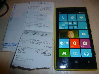 Лот: 4864560. Фото: 1. Продам Nokia lumia 720 С рубля. Смартфоны