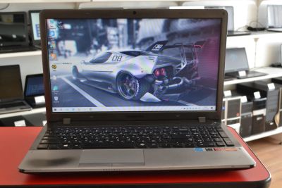 Лот: 16172306. Фото: 1. Samsung 355V5C (15.6"/AMD A10-4600M... Ноутбуки