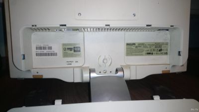 Лот: 14112876. Фото: 1. Монитор Philips L170C4 с креплением... ЖК-мониторы