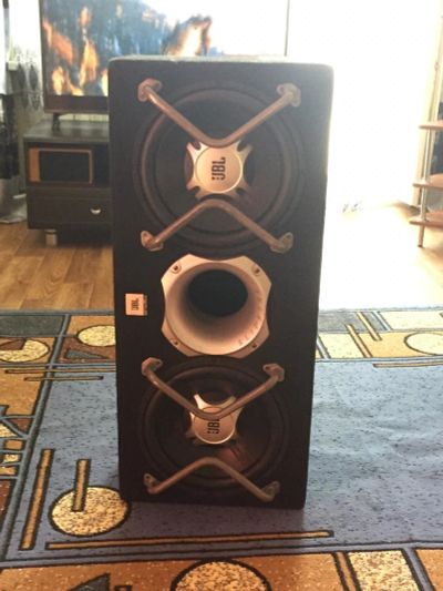 Лот: 14750813. Фото: 1. Автомобильный сабвуфер JBL GT5-2402BR... Сабвуферы
