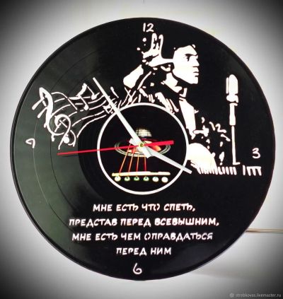 Лот: 11115998. Фото: 1. Часы из виниловых пластинок,и... Часы настенные, настольные