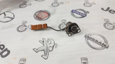 Лот: 23591304. Фото: 1. Соленоид АКПП Nissan Serena SR20DE... Трансмиссия