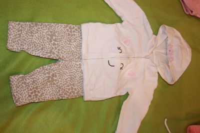 Лот: 3800914. Фото: 1. костюм с кисой 0-6 мес. Костюмы, пиджаки, комбинезоны
