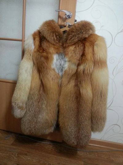 Лот: 6312669. Фото: 1. Шуба лисья. Верхняя одежда