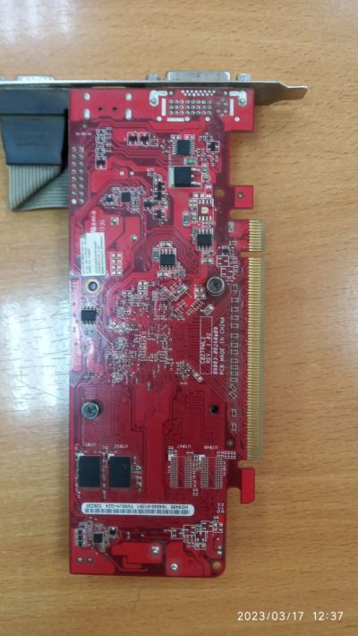Лот: 20074146. Фото: 1. Видеокарта AMD Radeon HD 5450. Видеокарты