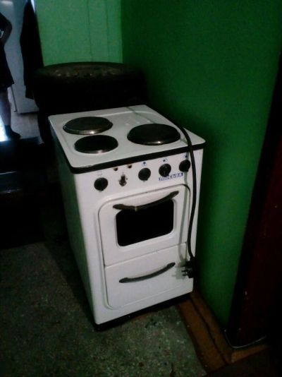 Лот: 11546614. Фото: 1. Плита Рабочая!. Плиты, духовые шкафы, варочные поверхности