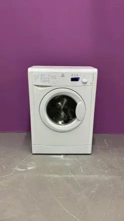 Лот: 21127342. Фото: 1. стиральная машина Indesit б/у... Стиральные машины
