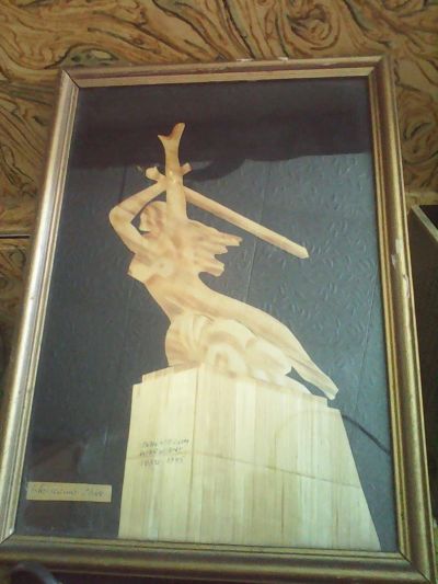 Лот: 9625953. Фото: 1. Картина из соломы,под стеклом... Картины, гравюры