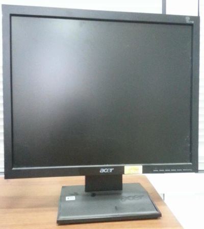 Лот: 10662485. Фото: 1. Монитор Acer V173DOb. ЖК-мониторы