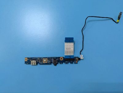 Лот: 16249400. Фото: 1. Б/У плата с разъемами USB, Audio... Платы расширения, контроллеры, доп. порты