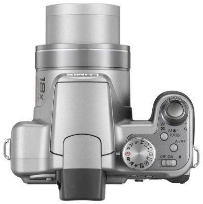 Лот: 4157633. Фото: 1. Lumix DMC-FZ28. Цифровые беззеркальные со сменной оптикой