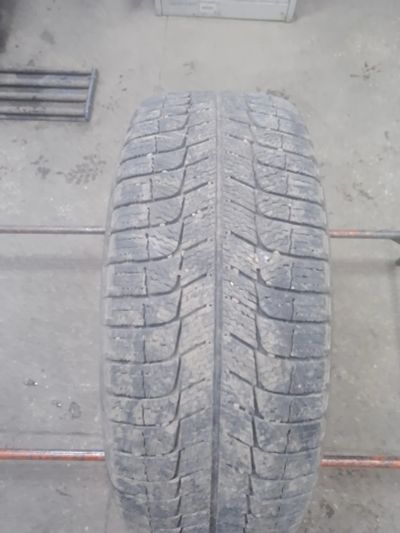 Лот: 25045950. Фото: 1. 1шт 205-55-16 Michelin X-Ice. Шины