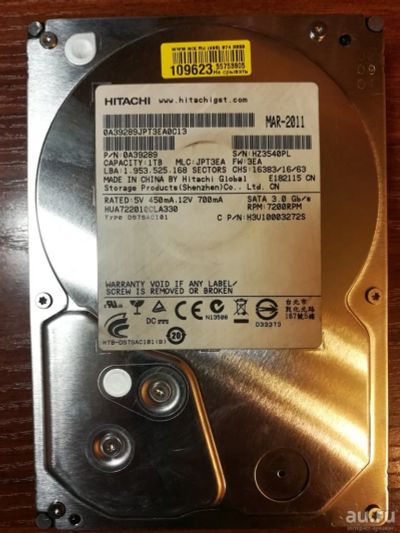 Лот: 13290518. Фото: 1. Жесткий диск Hitachi HUA722010CLA330. Жёсткие диски (HDD)