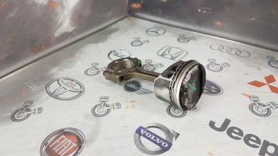 Лот: 23590549. Фото: 1. Шатун Mazda Tribute YF YF0911210. Двигатель и элементы двигателя