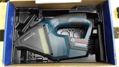 Лот: 9511968. Фото: 1. Пылесос аккмуляторный BOSCH. Электроинструмент